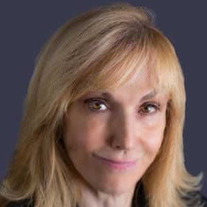 Meet your Posher, Courtney jane